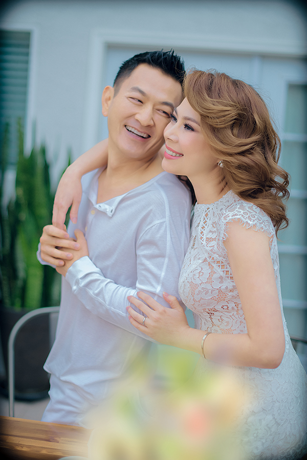 Bạn trai Việt kiều quấn quýt bên Thanh Thảo Bạn trai Việt kiều quấn quýt bên Thanh Thảo